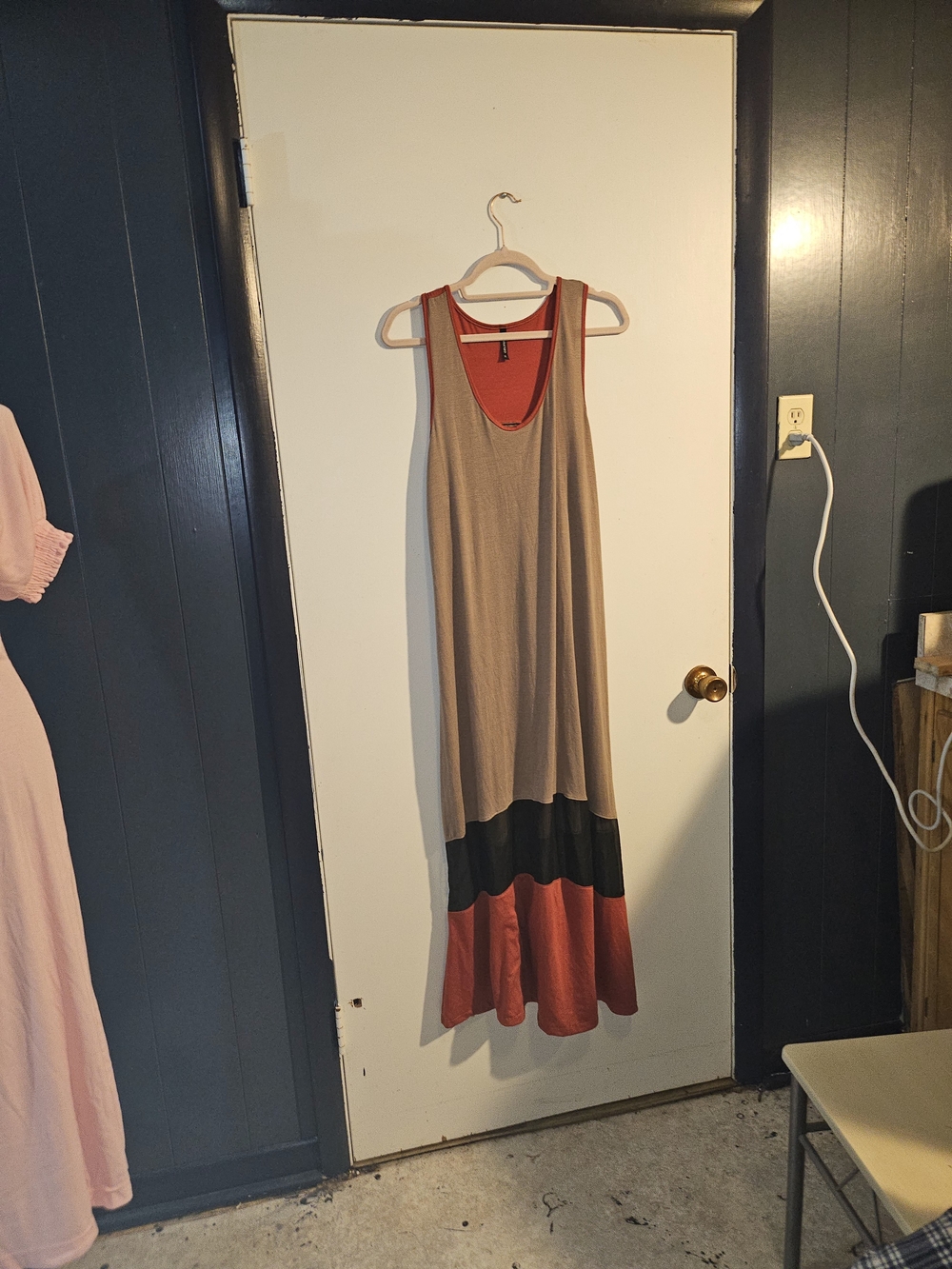 Sleeveless Colorblock Maxi Dress in Tan, Black & Rust